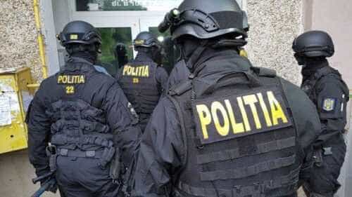 Pastile miraculoase si investitii fictive descinderi in Romania si Moldova intr o ancheta ampla cu zeci de mii de victime