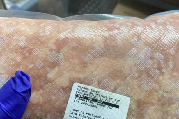Peste 60 de kilograme de alimente expirate unele chiar din 2025 descoperite la cea mai scumpa scoala privata din Romania