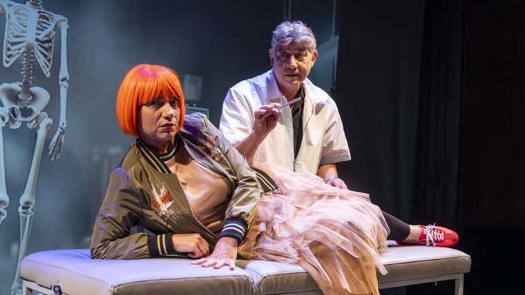 Piteti Invitatie la teatru Eu sunt Ioana DArc