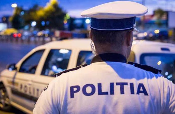 Politist muscat de cine n timpul unei interventii Proprietarul animalului este investigat pentru ultraj