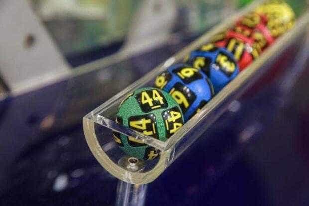 Premii de zeci de milioane la Loto reportul de la 6 49 a depasit 27 5 milioane de lei