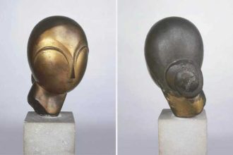 Record absolut O lucrare semnata de Constantin Brancusi a depasit 107 milioane de dolari la o licitaie in New York