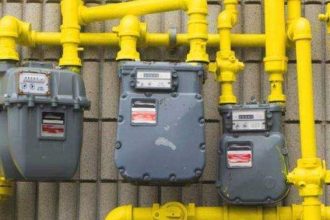 Reteaua prin care zeci de persoane au inselat contoarele de gaz desfiintata la Sibiu prejudiciu semnificativ descoperit de anchetatori