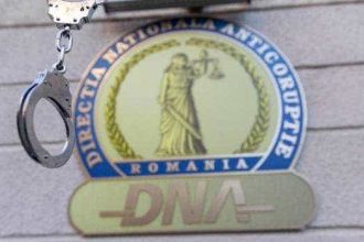 Seful Autoritatii Vamale Romane a fost retinut de DNA intr un dosar pentru presupuse fapte de fals si uz de fals