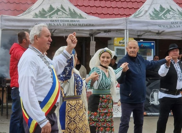 deputatul dorin popa la hora in jugur si la receptia ambasadorului azerbaidjanului