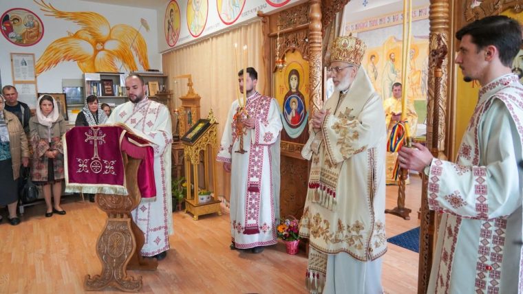 paraclisul universitar din pitesti l a omagiat pe sf apostol simon zilotul ocrotitorul spiritual