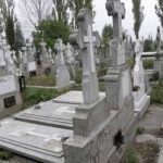 scena socanta in cimitirul bellu dans provocator pe morminte incheiat cu retineri