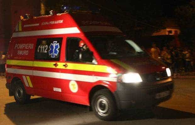 Accident cu trei automobile la Cotmeana pe DN 7