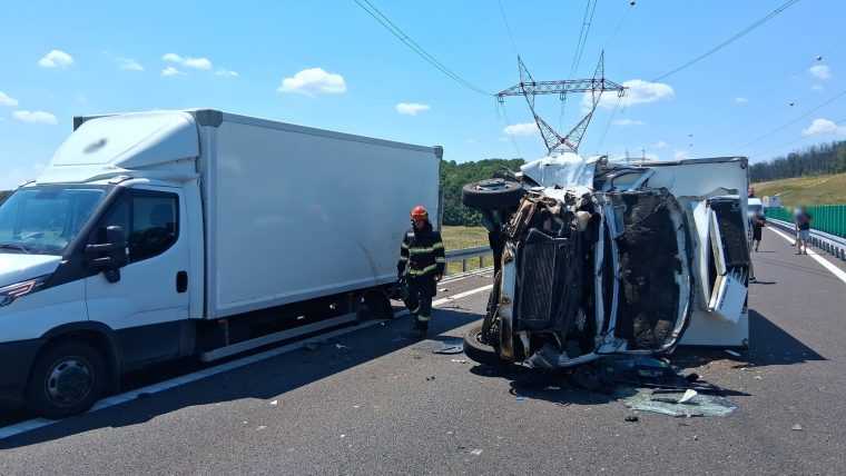 Accident pe drumul expres Craiova Pitesti Interventie medicala la fata locului