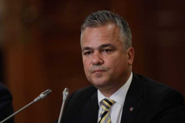Adrian Vestea noua propunere a lui Nicusor Dan pentru functia de premier in urma retragerii lui Eugen Tomac