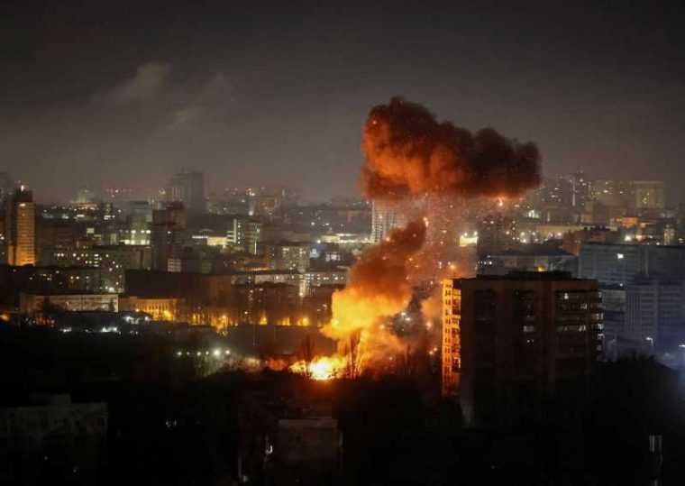 Atac devastator in regiunea Harkov victime mortale raniti si incendii provocate de bombardamentele rusesti
