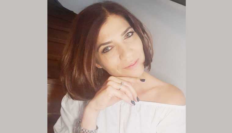 Campania Fara bullying in scolile din Arges Actrita si profesoara Mirela Dinu Popescu despre spectacolul Maine poti fi TU Am vrut sa trag un semnal de alarma