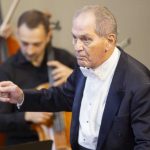 Dirijorul Cristian Mandeal se intoarce la Filarmonica Pitesti