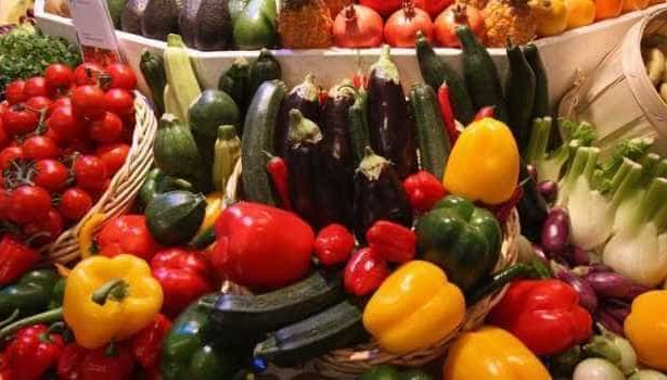 Legume si fructe din Turcia comercializate ca produse romanesti Autoritatile investigheaza un posibil sistem de reetichetare