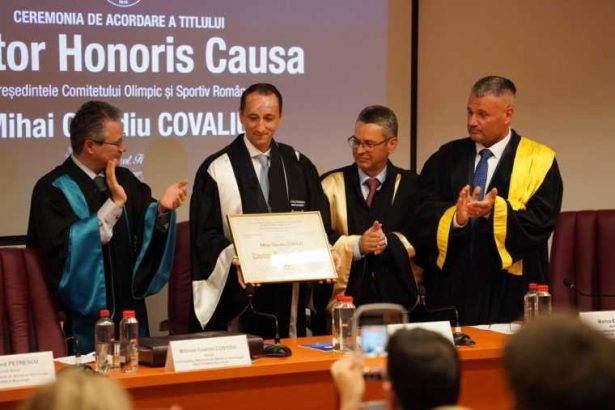 Mihai Claudiu Covaliu Doctor Honoris Causa al Universitatii Politehnica Bucuresti Centrul Universitar Pitesti Mesajul primarului Gentea