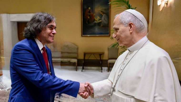Mircea Cartarescu unul dintre cei 20 de scriitori invitati de Papa Leon al XIV lea la Vatican