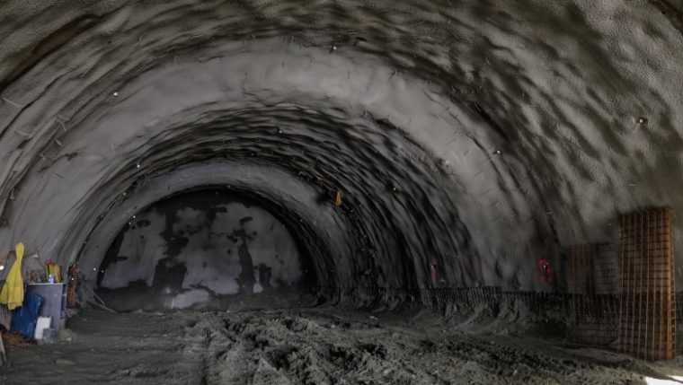 Moment istoric pe A1 Tunelul imens de la Lugoj Deva este aproape de finalizare