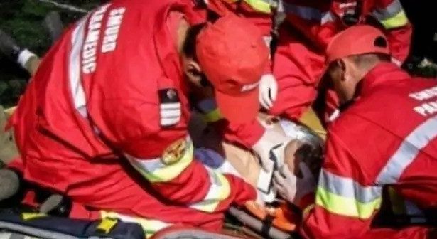 O soferita din Bascov a accidentat doi politisti trimitandu i la spital