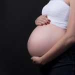 Pacientele vor putea fi insotite la cerere pe durata travaliului si nasterii initiativa a fost adoptata de Senat