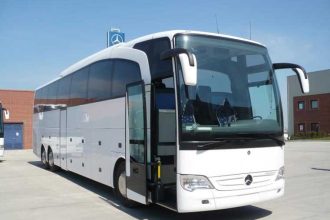 Pitestii Sofer de autocar cu elevi prins baut inainte de plecarea in excursie