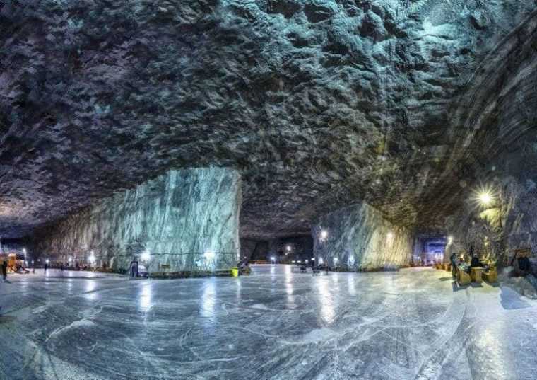 Praid ramane in stare de alerta pentru inca o luna Autoritatile continua sa aplice masurile de siguranta in zona salinei