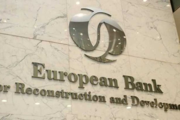 Premier in Romnia baterii gigantice pentru stocarea energiei Proiect sustinut de BERD la Scornicesti