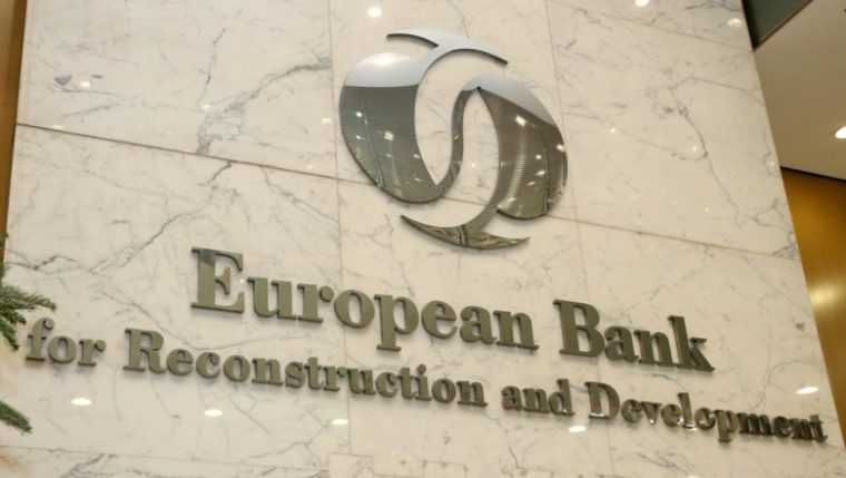 Premier in Romnia baterii gigantice pentru stocarea energiei Proiect sustinut de BERD la Scornicesti