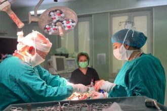 Premier la SJU Piteti O tumor de 23 kg a fost extirpat de la o femeie de 74 de ani