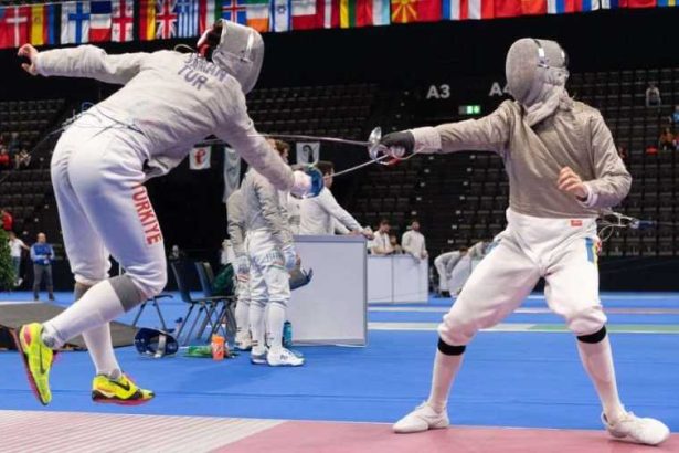 Romania va fi reprezentata de 15 scrimeri la Campionatele Europene din Franta