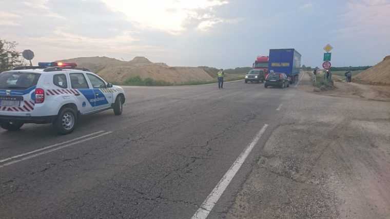 Sapte persoane inclusiv romani au decedat intr un grav accident in Ungaria Un microbuz a intrat in coliziune puternica cu un camion