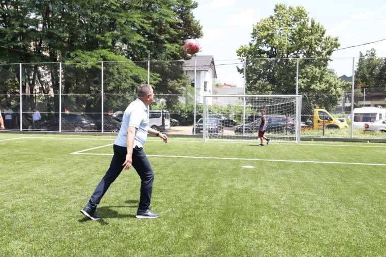 Terenul de sport San Siro din Pitesti din nou operational