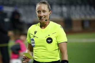 Tori Penso a doua arbitru care este la centru intr un meci de Campionatul Mondial
