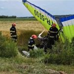 Un planor a efectuat o aterizare forta ta in Arges la Buzoesti Cum se afla pilotul
