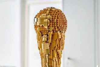 Un tanar a creat trofeul Cupei Mondiale din LEGO Colectia sa valoreaza mai mult de 20000 de euro