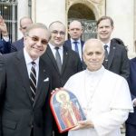 papa leon a primit o icoana realizata de preotul argesan cristian dragomirescu