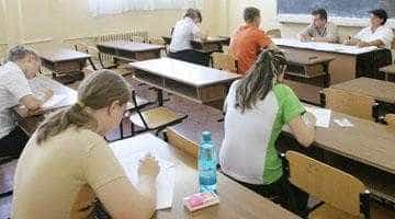 prima proba scrisa la bac in arges 55 de absenti din aproape 4000 de candidati inscrisi