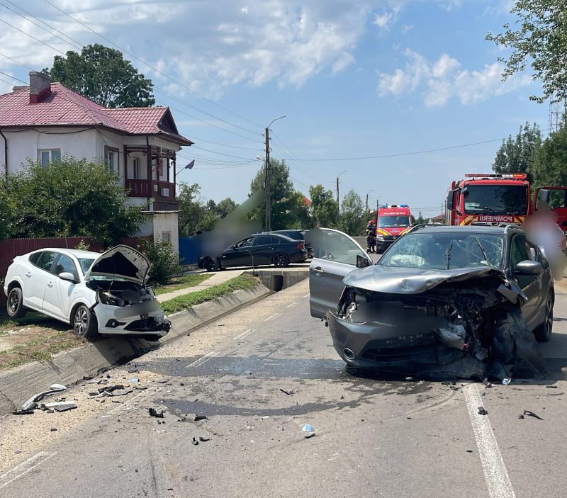 Accident cu patru raniti la Buzoeti