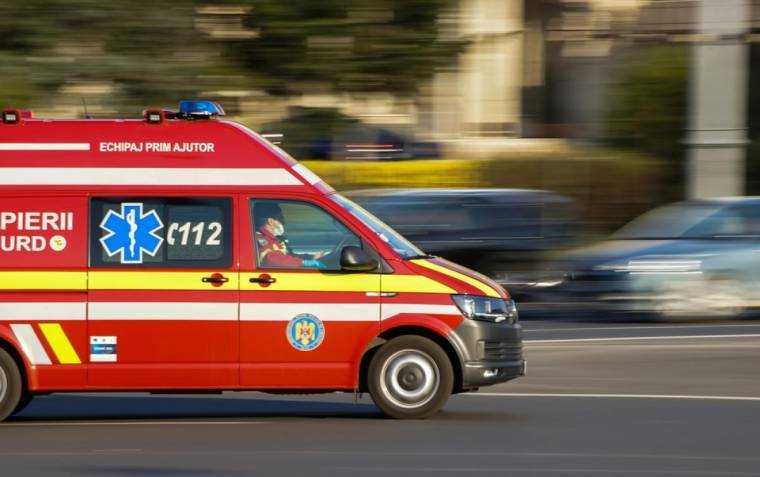 Accident in Arges la Buzoeti Doi raniti au fost transportati la spital