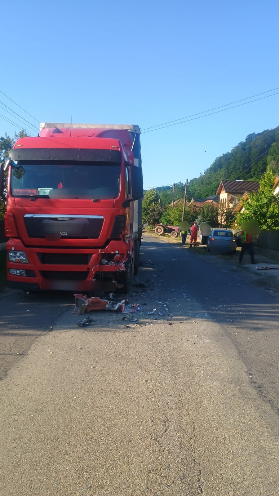 Accidente in Arges sambata dimineata Doua persoane au fost transportate la spital