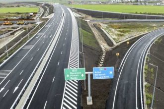 Autostrada Moldovei ia avant aproape 2000 de muncitori si 400 de utilaje lucreaza nonstop pe A7