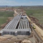 Autostrada ce transforma harta Romaniei progreseaza rapid Sute de utilaje si peste 1600 de muncitori lucreaza neincetat pe A13