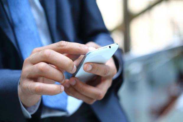 Avertisment DNSC Escrocheria prin SMS cu amenzi si taxe restante loveste din nou in Romania