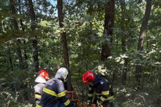 Barbat recuperat dintr o rapa dupa ce s a rasturnat cu motocultorul