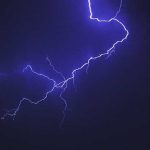 Cadru didactic lovit de trasnet in Bucegi in timpul unei drumeii cu un grup de 14 copii