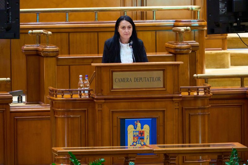 Cristina Butura AUR Cand medicii si asistentele ies in strada nu ei sunt cei care trebuie intrebati de ce protesteaza
