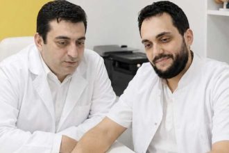 Cuvant si Taine o rubrica de pr dr Rafael Vintila Discutii despre om dincolo de anatomie cu neurochirurgul Alexandru Golesteanu Sedentarismul nu mersul biped este marele dusman al coloanei vertebrale 6