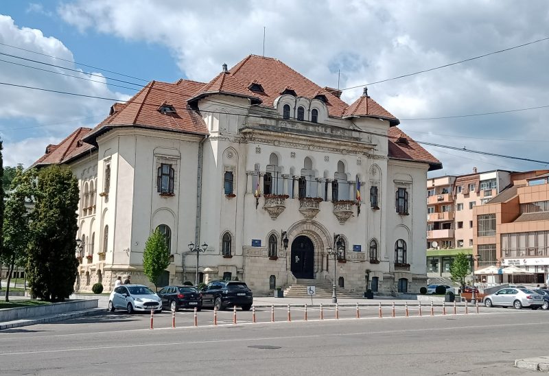 Intalnire de consiliu pentru analiza riscurilor la Campulung