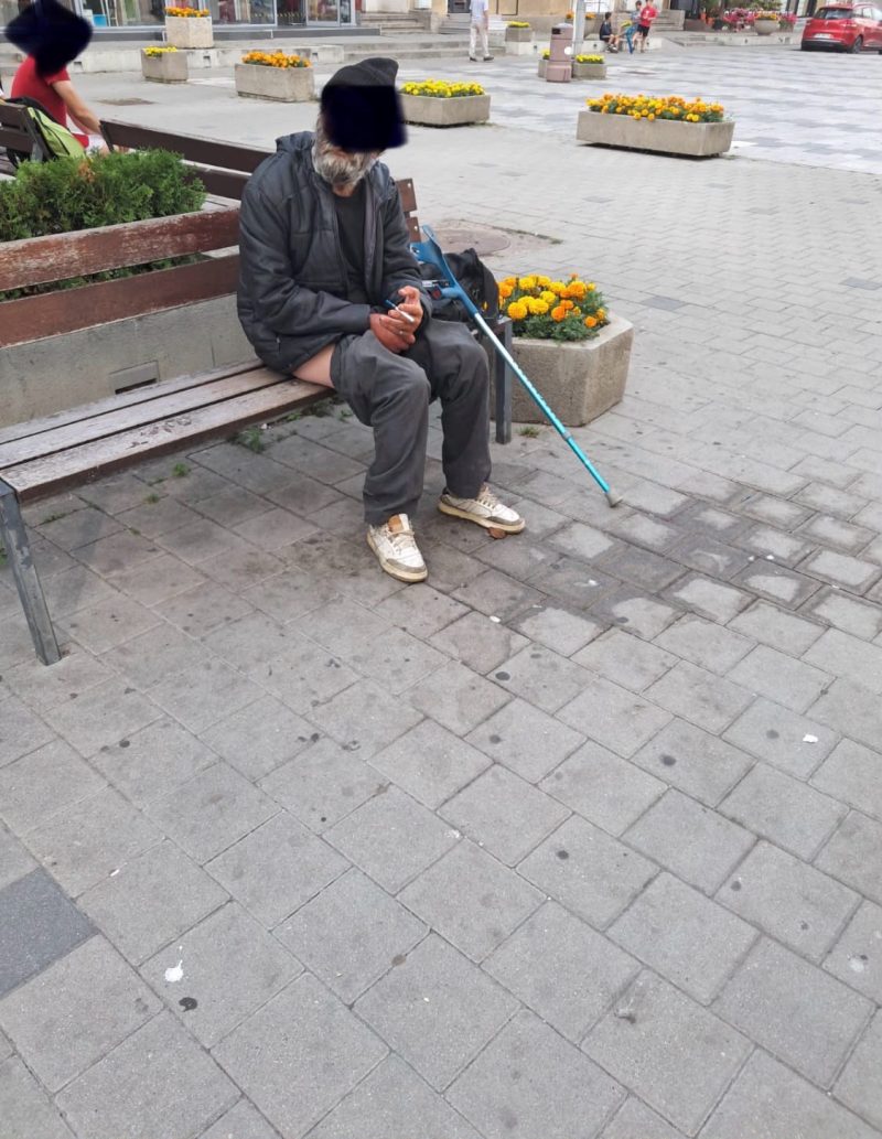 Interventia Politei Locale Piteshti pentru un barbat cu probleme internat la Vedea