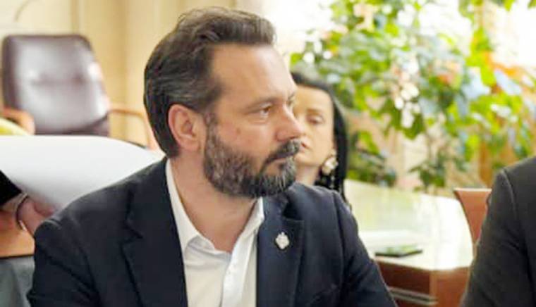 Mihai Cotez PNL trebuie sa se bazeze pe propriile forte Cei care vor sa se alature PSD ului pot face acest lucru fara restrictii