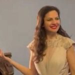 Piteshteanca Madalina Stan se intoarce acasa la Filarmonica